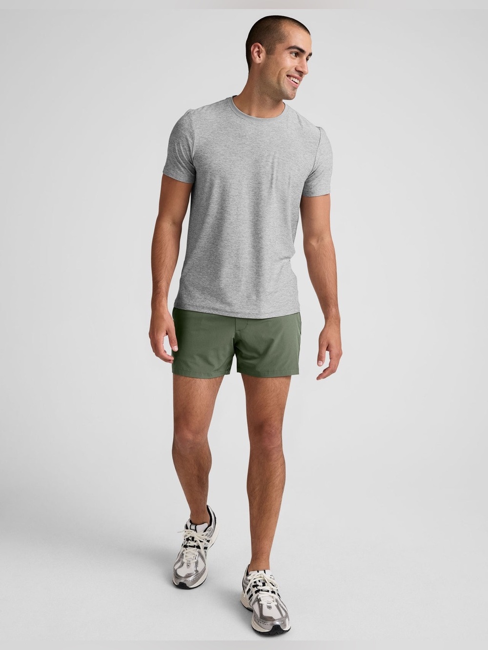 Beyond Yoga Spacedye Unlimited Shorts Grey Sage Heather - Men’s Small